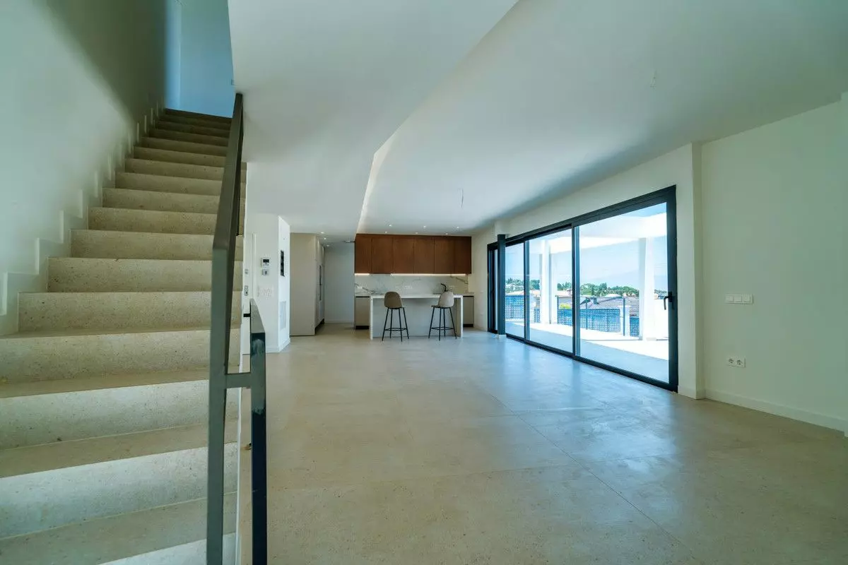 Villa Of 259 M² In Alhaurín De La Torre, Spain