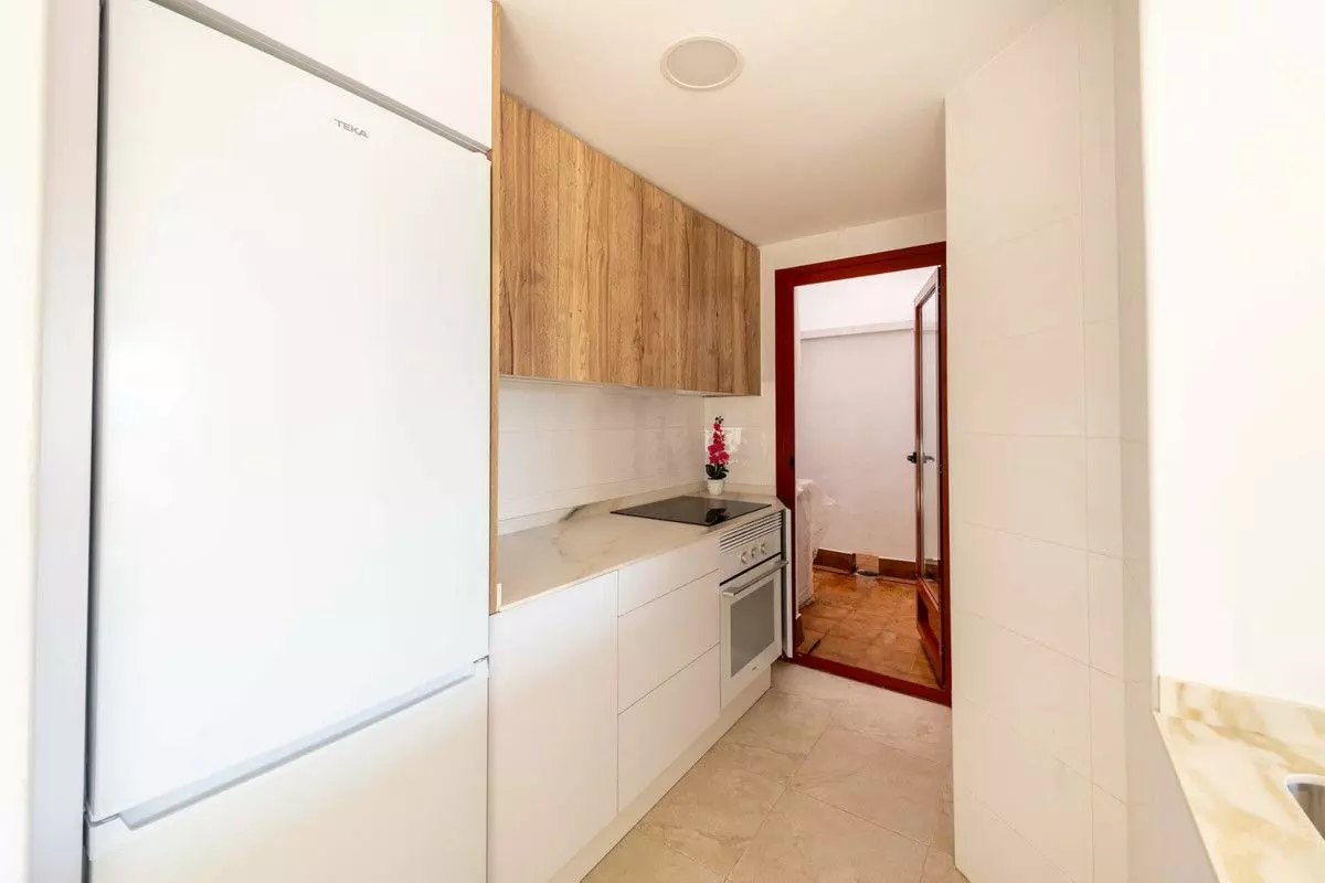 Apartment Of 96 M² In Avileses, Spain