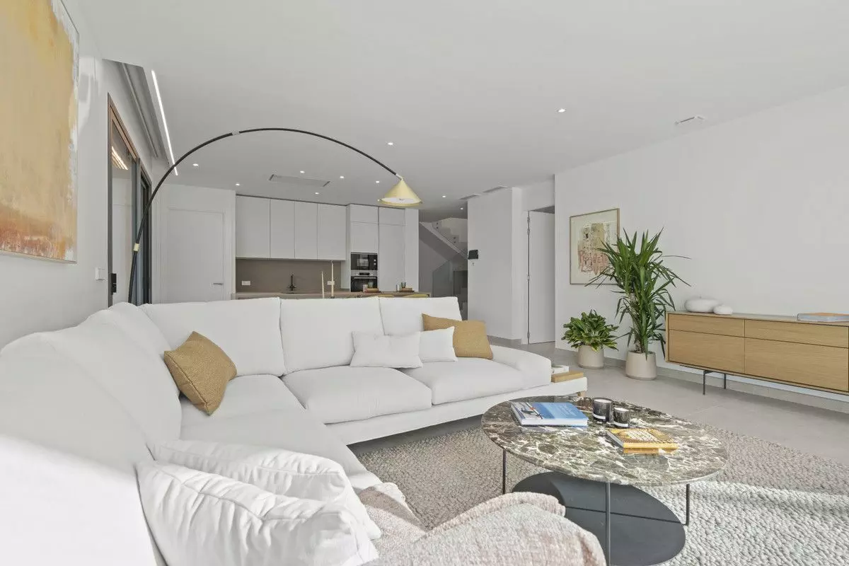 Villa Of 344 M² In Villajoyosa, Spain