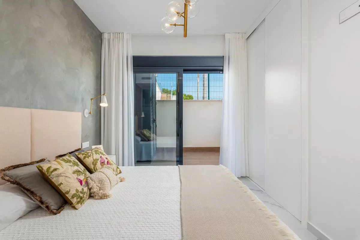 Villa Of 92 M² In San Miguel De Salinas, Spain