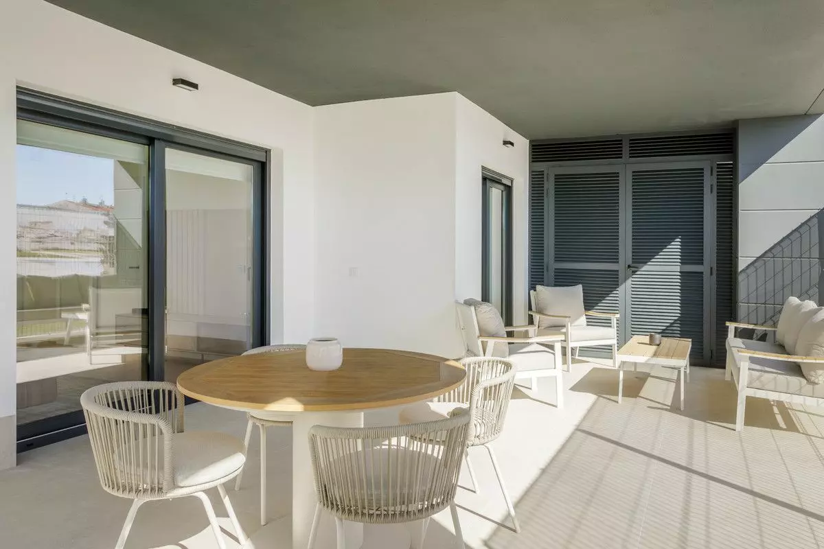 Apartment Of 96 M² In Torrevieja, Spain