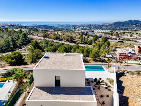 Villa Of 365 M² With Features In Finestrat, Spain