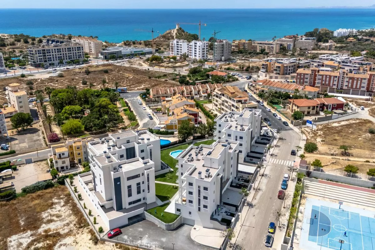 Apartment Of 111 M² In Villajoyosa, Spain