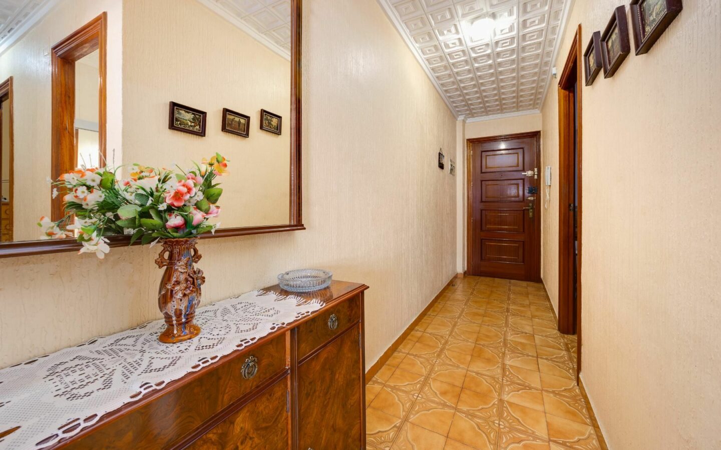 Apartment 100 M² In Torrevieja, Spain – Mediter Real Estate