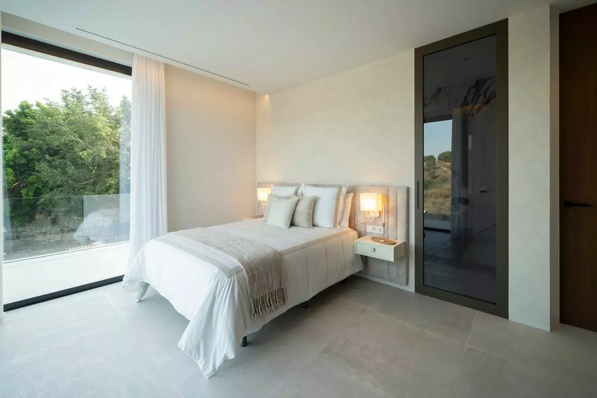 Villa Of 1182 M² In Estepona, Spain