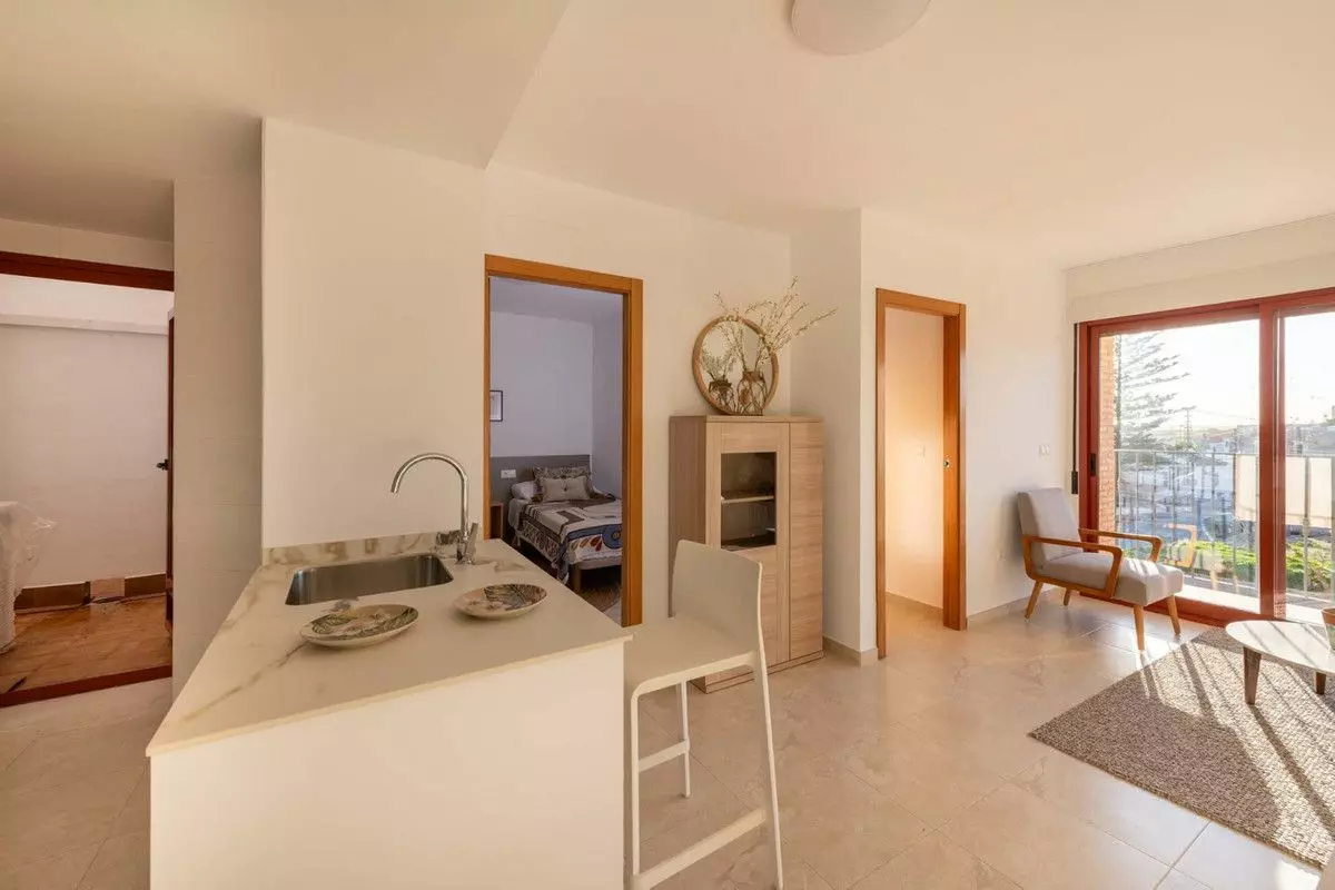 Apartment Of 96 M² In Avileses, Spain