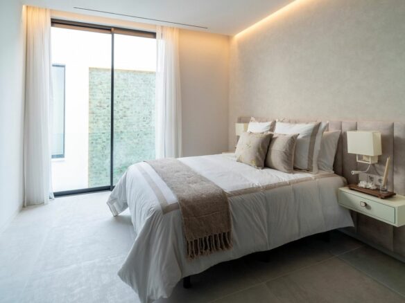Villa Of 1182 M² In Estepona, Spain