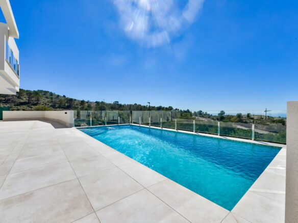Villa Of 365 M² With Features In Finestrat, Spain