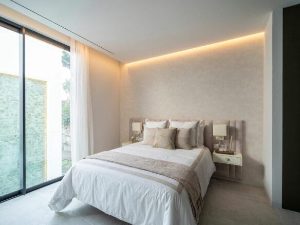 Villa Of 1182 M² In Estepona, Spain