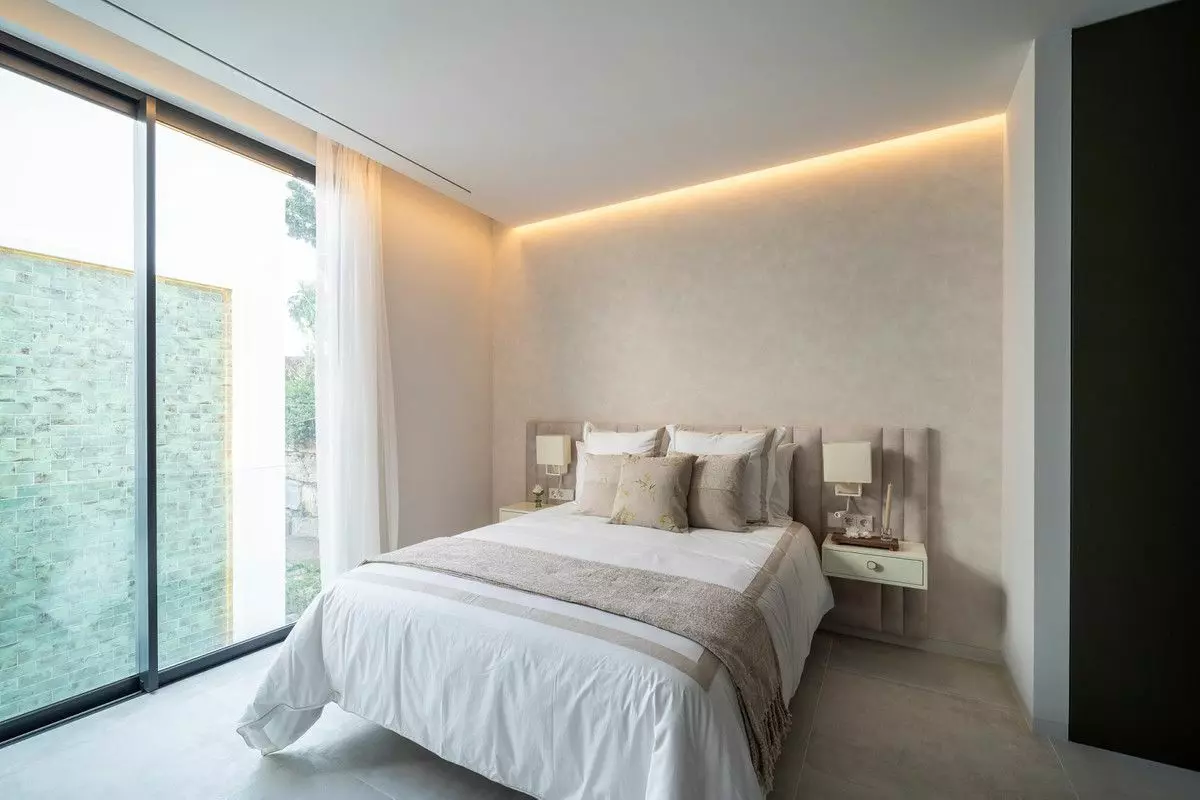 Villa Of 1182 M² In Estepona, Spain