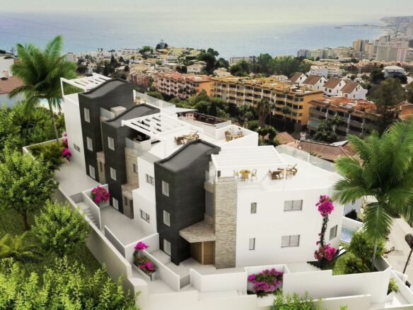 3-bedroom Villa In Fuengirola, Spain (250 M²)