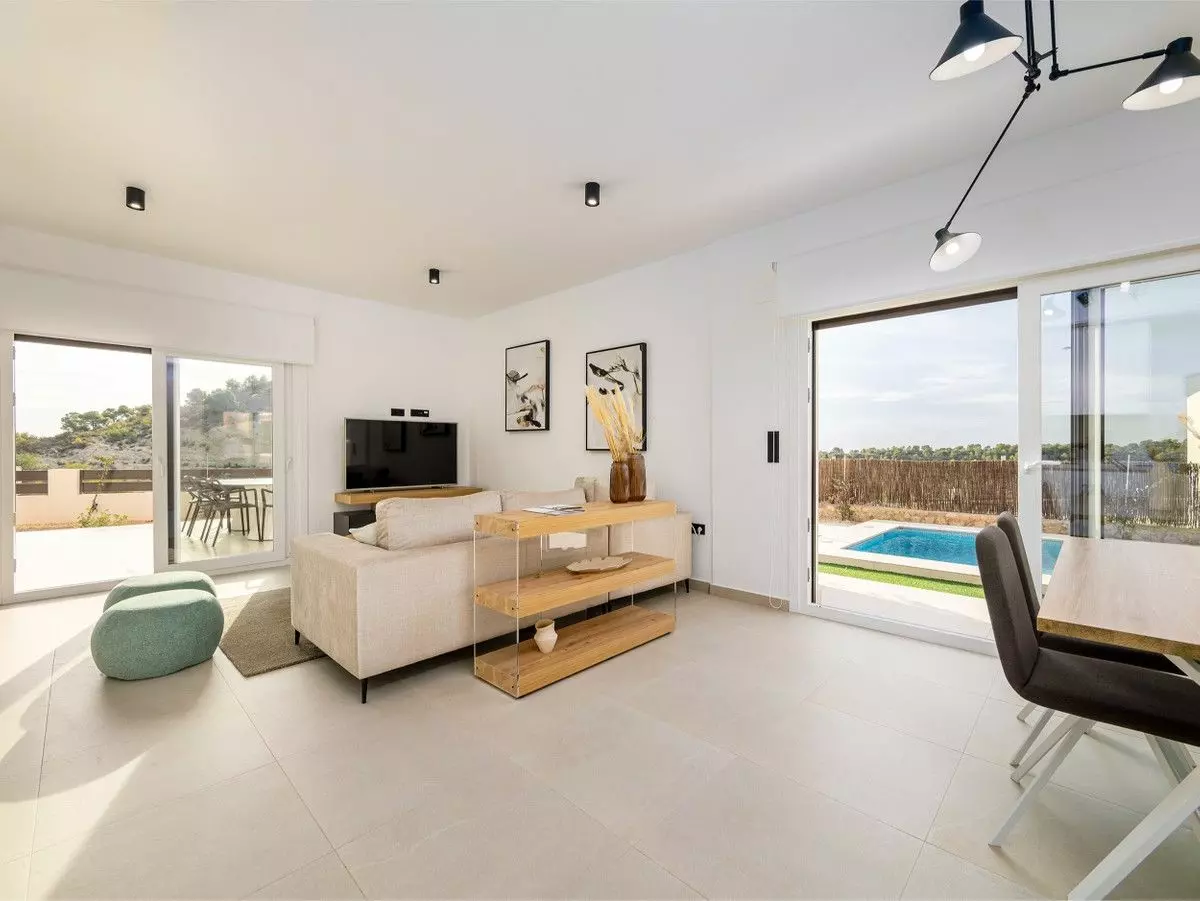 Villa Of 115 M² With Sea View In Finestrat