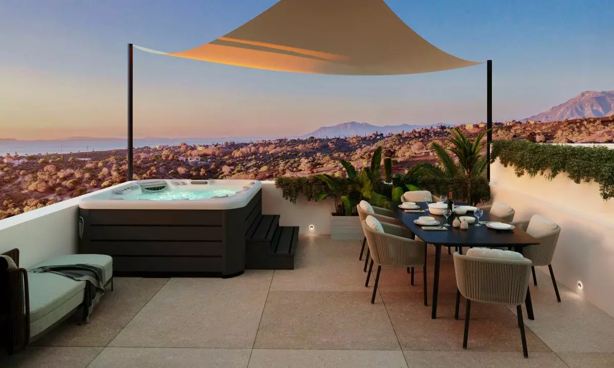 House Of 346 M² In Elviria, Spain