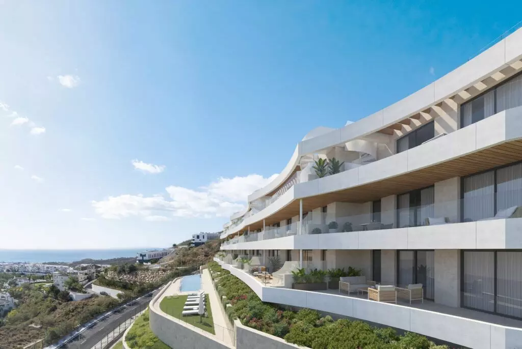 Apartment Of 90 M² With Sea Views In Rincón De La Victoria