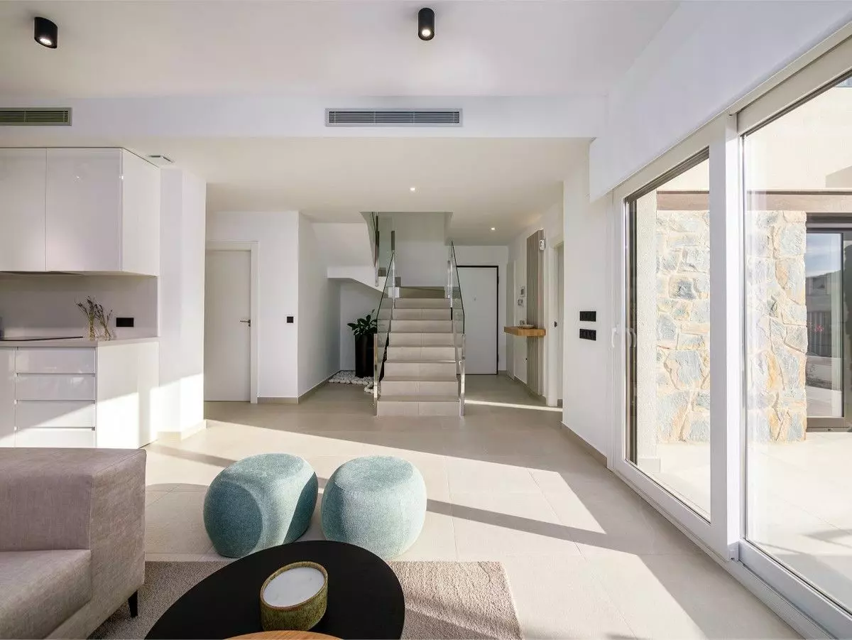 Villa Of 115 M² With Sea View In Finestrat