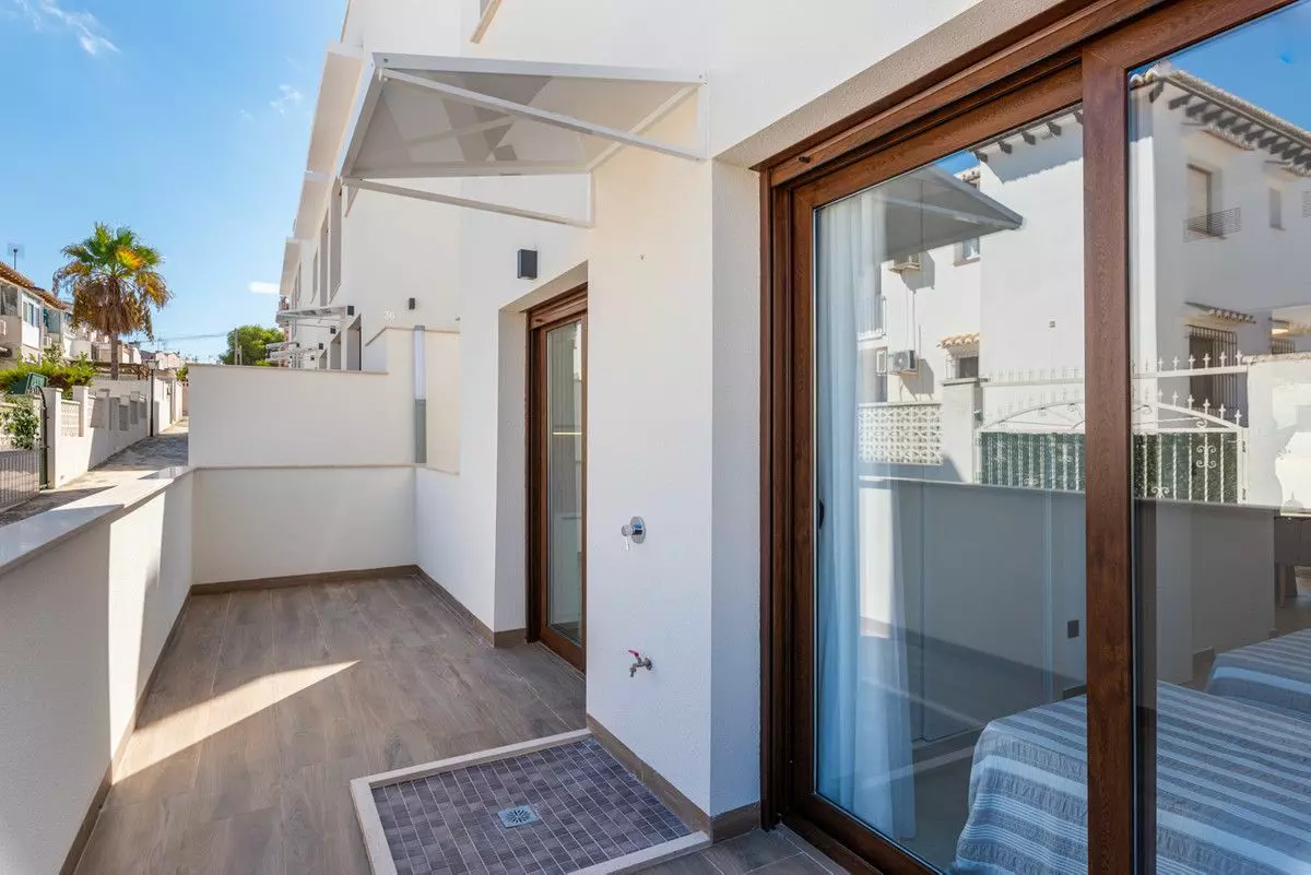 Apartment Of 71 M² In Orihuela Costa, Spain