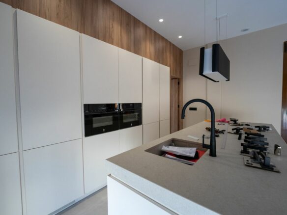 4-bedroom Villa In Rojales, Spain (187 M²)