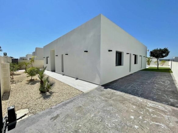 Villa Of 86 M² In Rojales, Spain