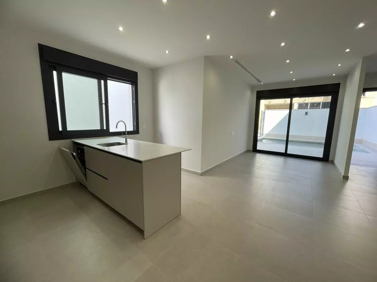 Villa Of 134 M² With Mediter Real Estate In Almoradi, Spain