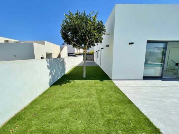 Villa Of 86 M² In Rojales, Spain