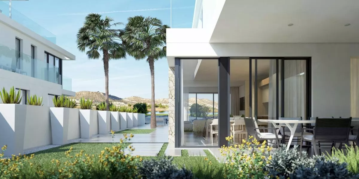 3-bedroom Villa In Elche, Spain (354 M²)