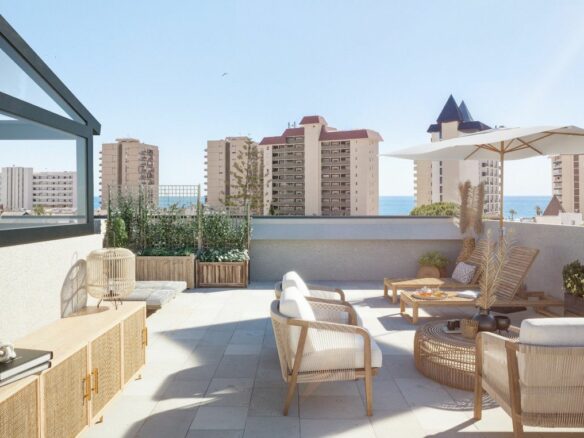 Apartment Of 97 M² With Sea View In Fuengirola