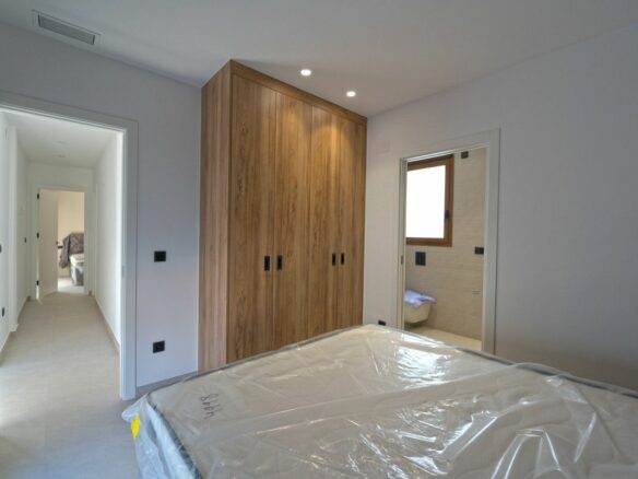 4-bedroom Villa In Rojales, Spain (187 M²)