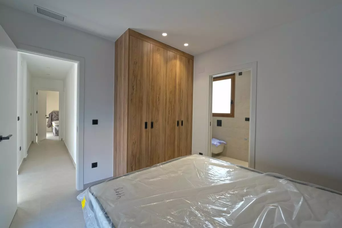 4-bedroom Villa In Rojales, Spain (187 M²)