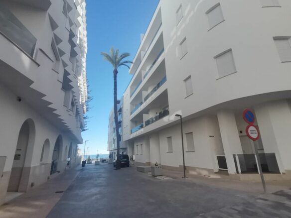 Apartment Of 70 M² In Torrevieja, Spain