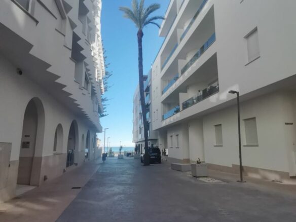 Apartment Of 70 M² In Torrevieja, Spain