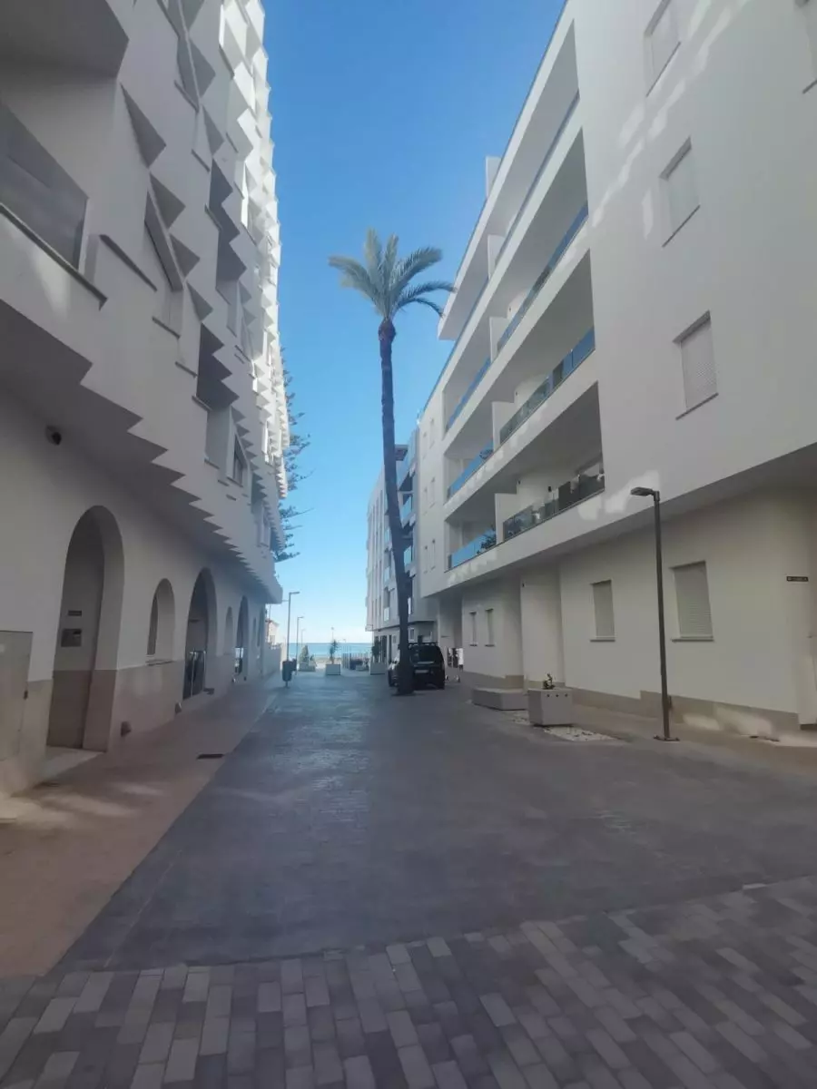 Apartment Of 70 M² In Torrevieja, Spain