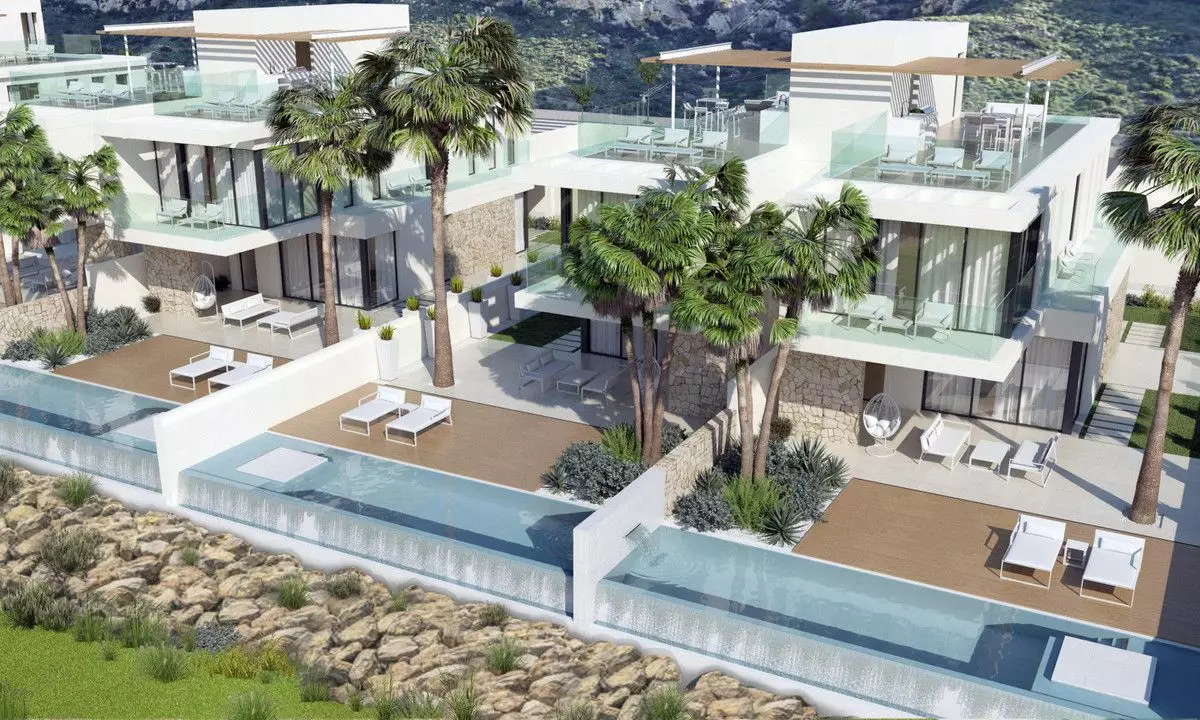 3-bedroom Villa In Elche, Spain (354 M²)