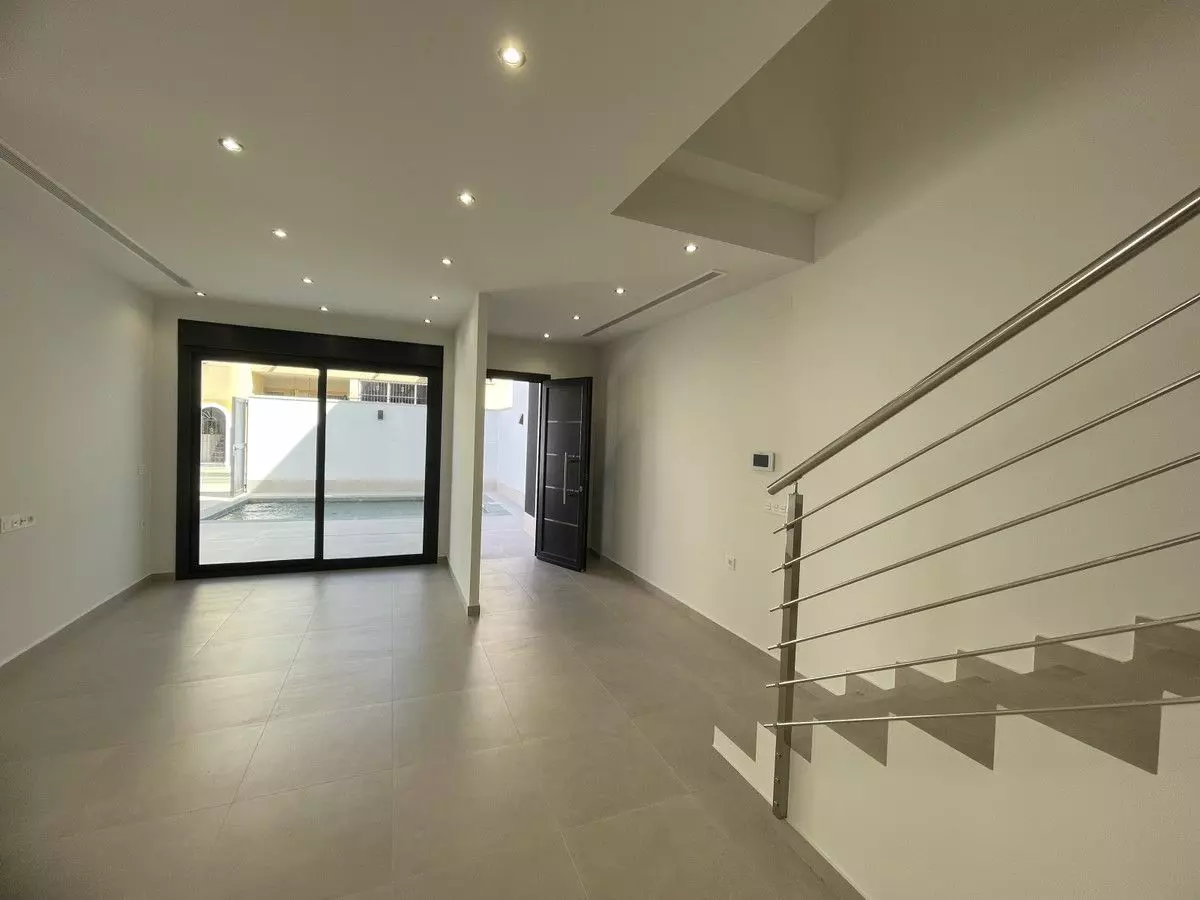 Villa Of 134 M² With Mediter Real Estate In Almoradi, Spain