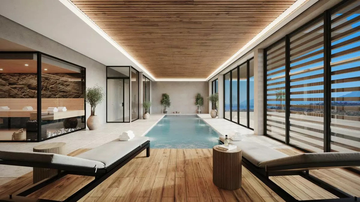 House Of 346 M² In Elviria, Spain