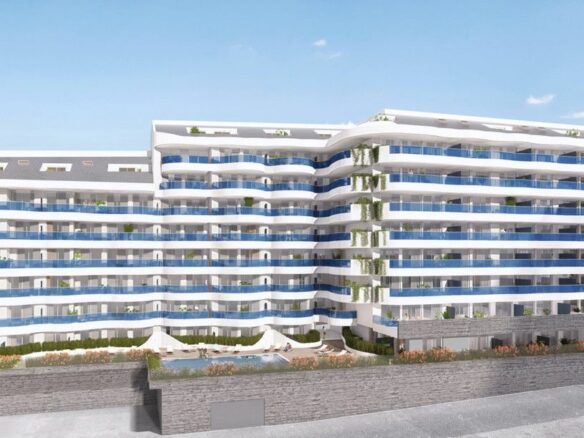 3-bedroom Apartment In Fuengirola, Spain (106 M²)