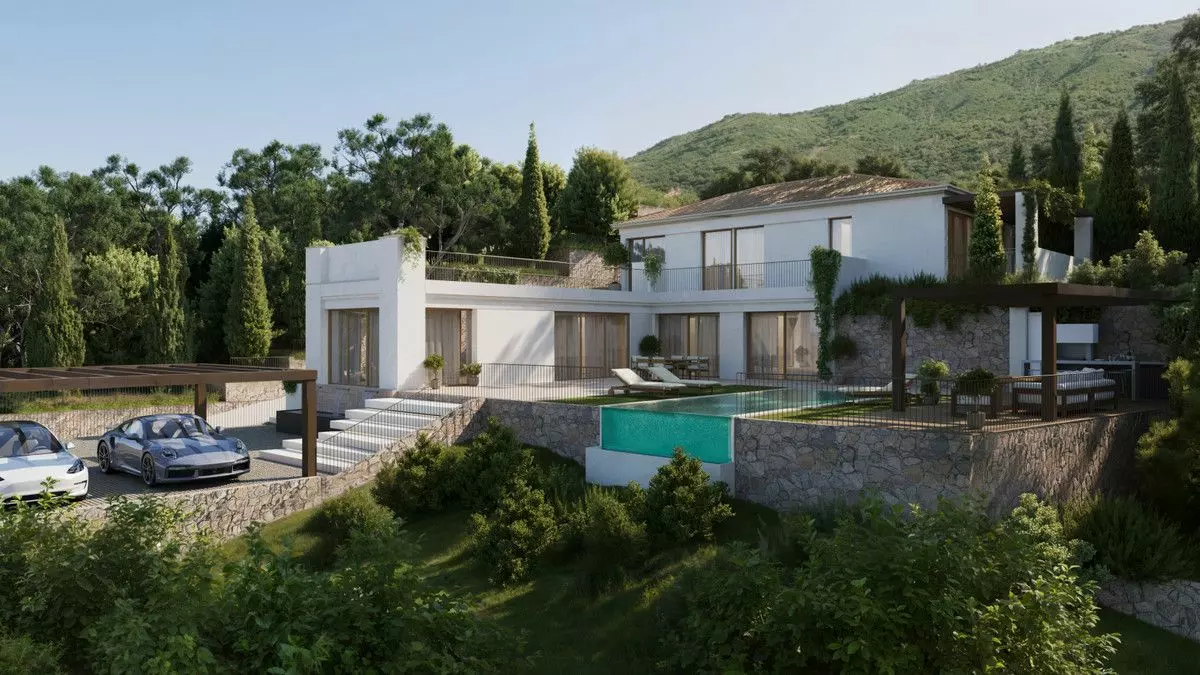 Villa Of 304 M² In Elviria, Spain