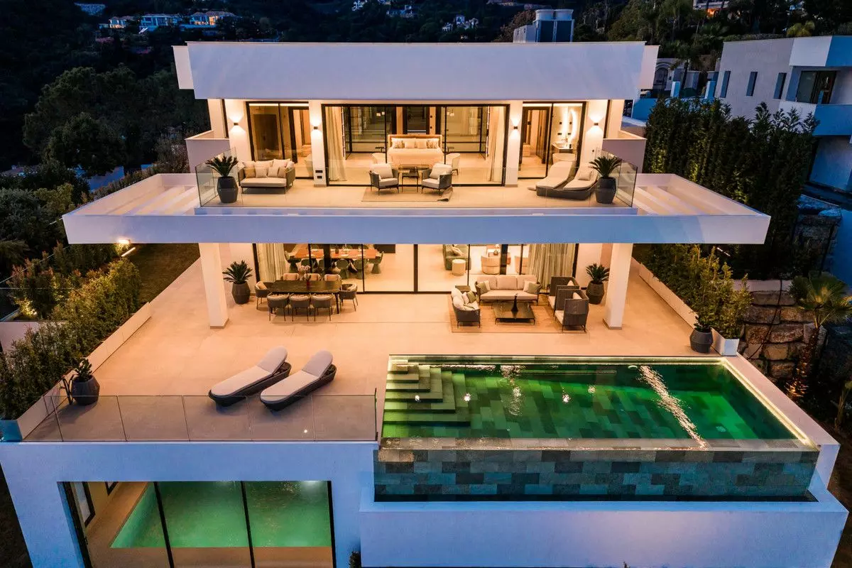 Villa Of 868 M² In Benahavis, Spain
