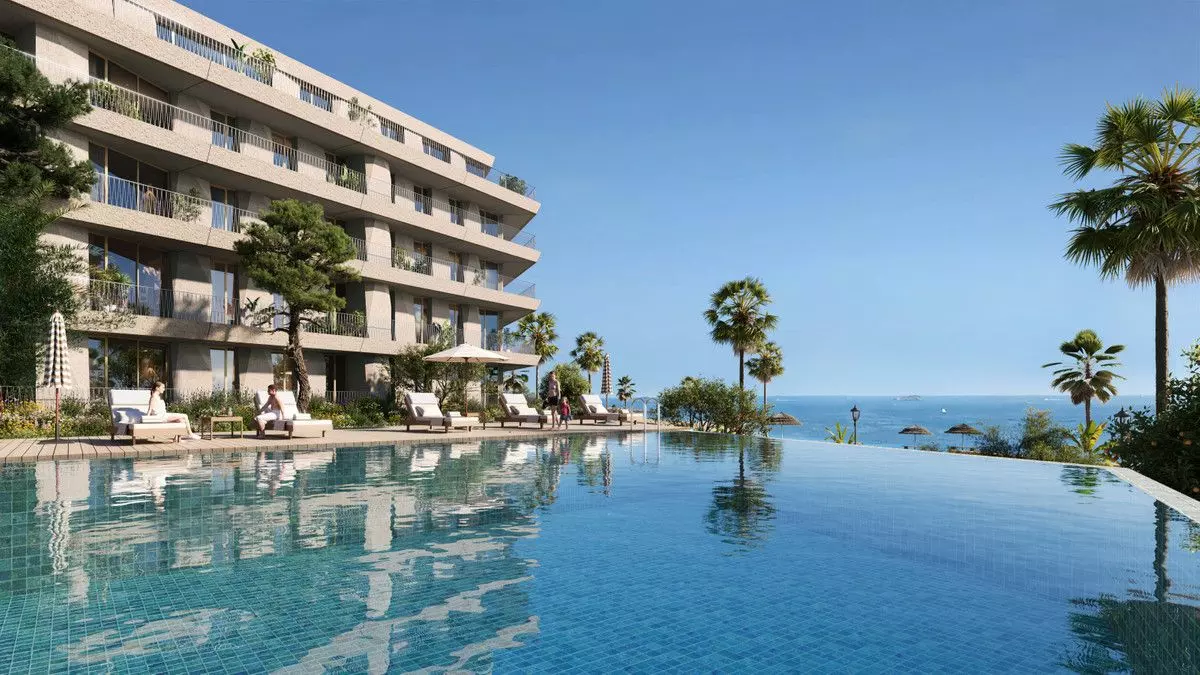 Apartment Of 150 M² With Sea Views In Manilva, Spain