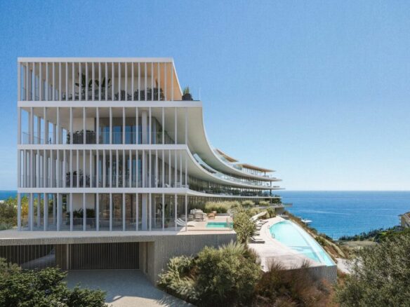 Apartment Of 124 M² With Sea View In Fuengirola, Spain