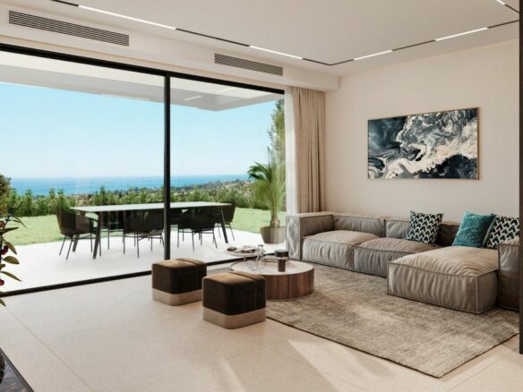 House Of 346 M² In Elviria, Spain