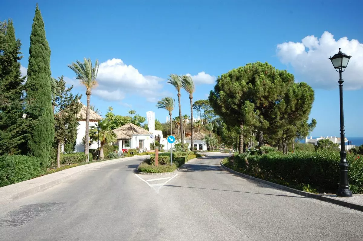 Villa Of 527 M² In Benahavis, Spain