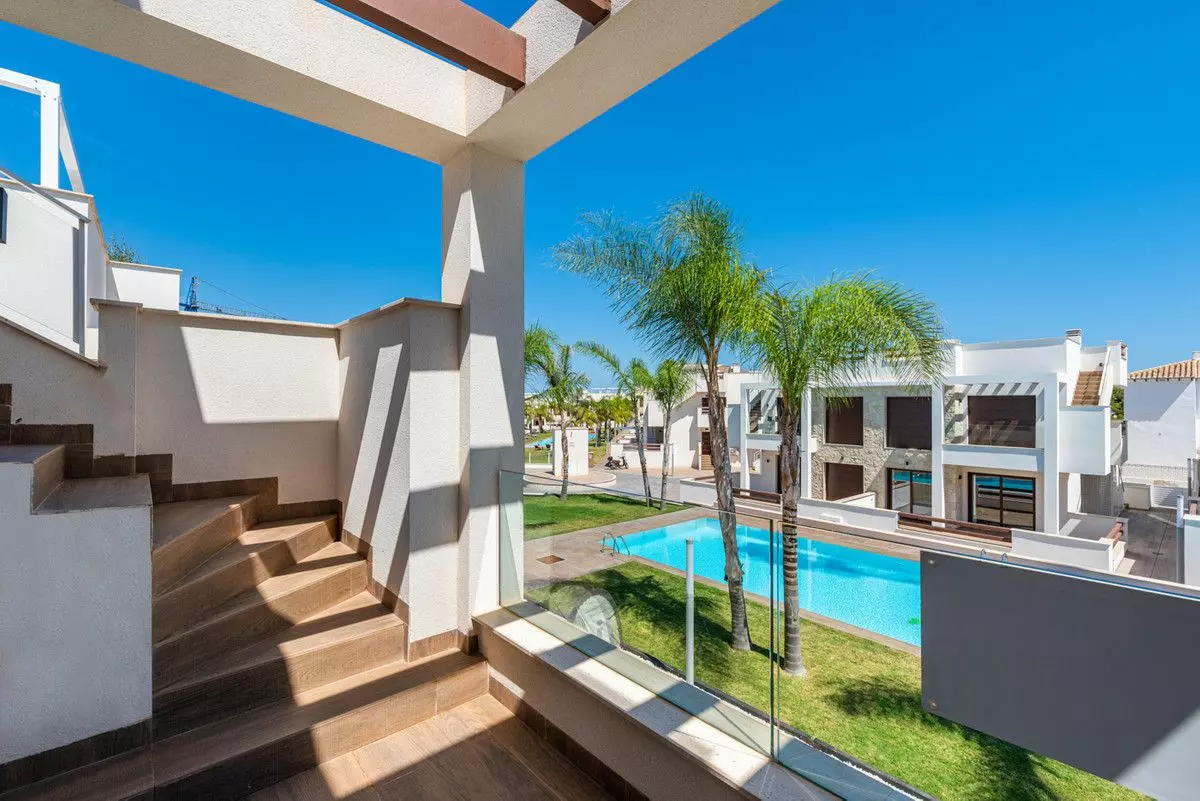 Apartment Of 63 M² In Orihuela Costa, Spain