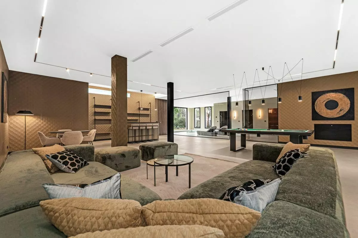 Villa Of 869 M² In Benahavis, Spain
