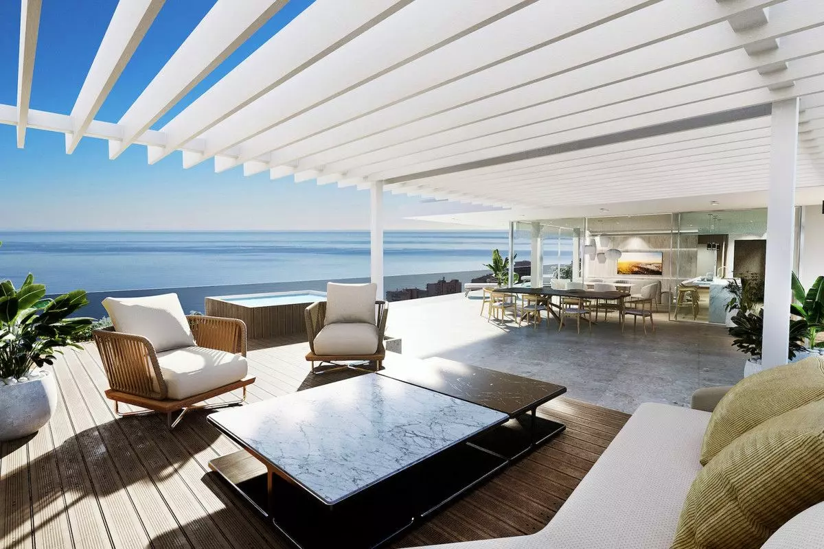 Apartment Of 124 M² With Sea View In Fuengirola, Spain