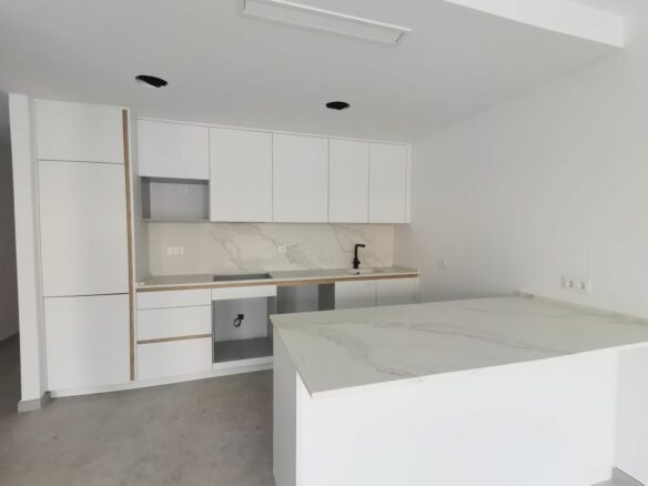 Apartment Of 110 M² With Sea View In Torrevieja, Spain