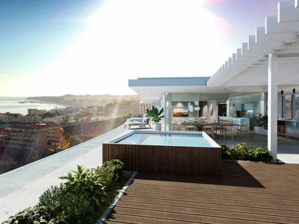 Apartment Of 124 M² With Sea View In Fuengirola, Spain