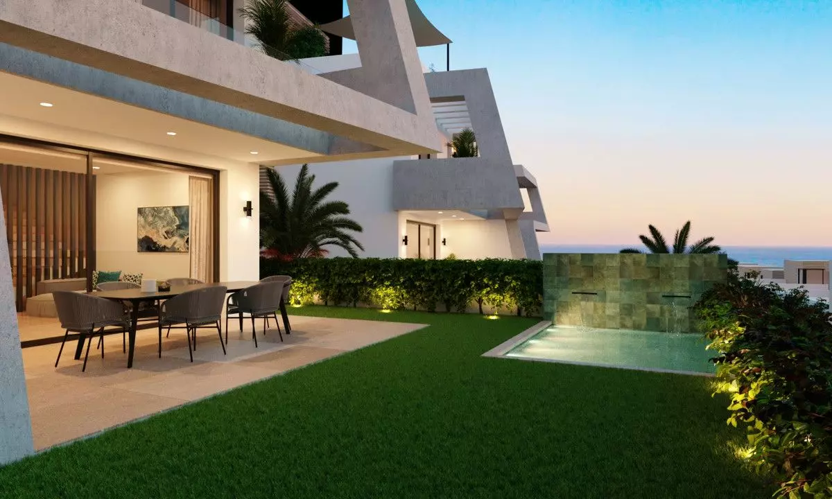 House Of 346 M² In Elviria, Spain