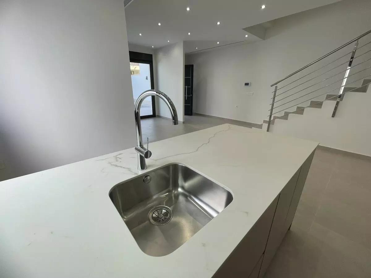 Villa Of 134 M² With Mediter Real Estate In Almoradi, Spain