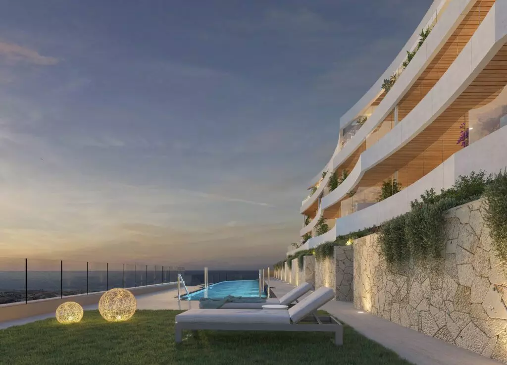 Apartment Of 90 M² With Sea Views In Rincón De La Victoria