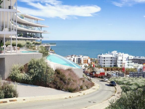 Apartment Of 124 M² With Sea View In Fuengirola, Spain
